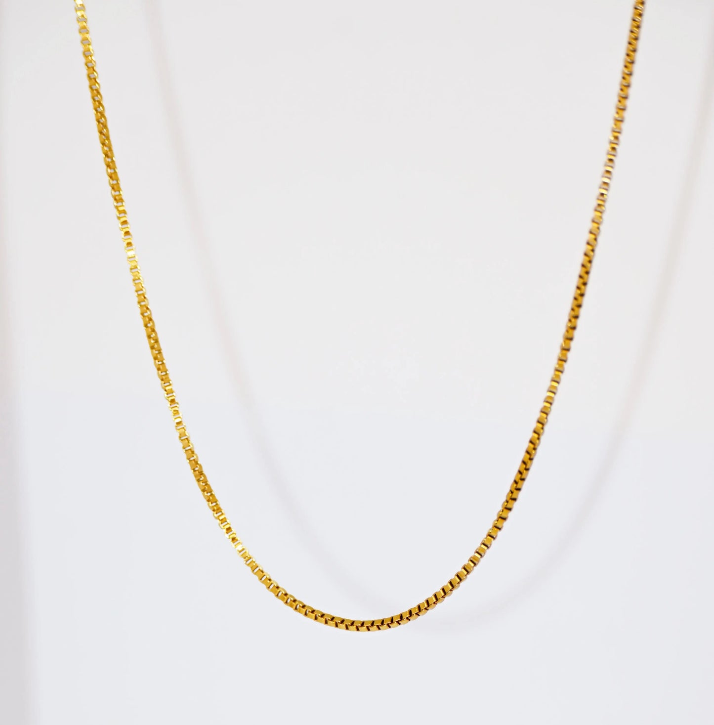 Gold thin chain dÉsirer dÉsirer