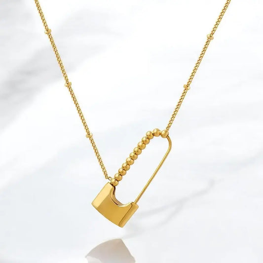 Safety Pin Necklace dÉsirer dÉsirer
