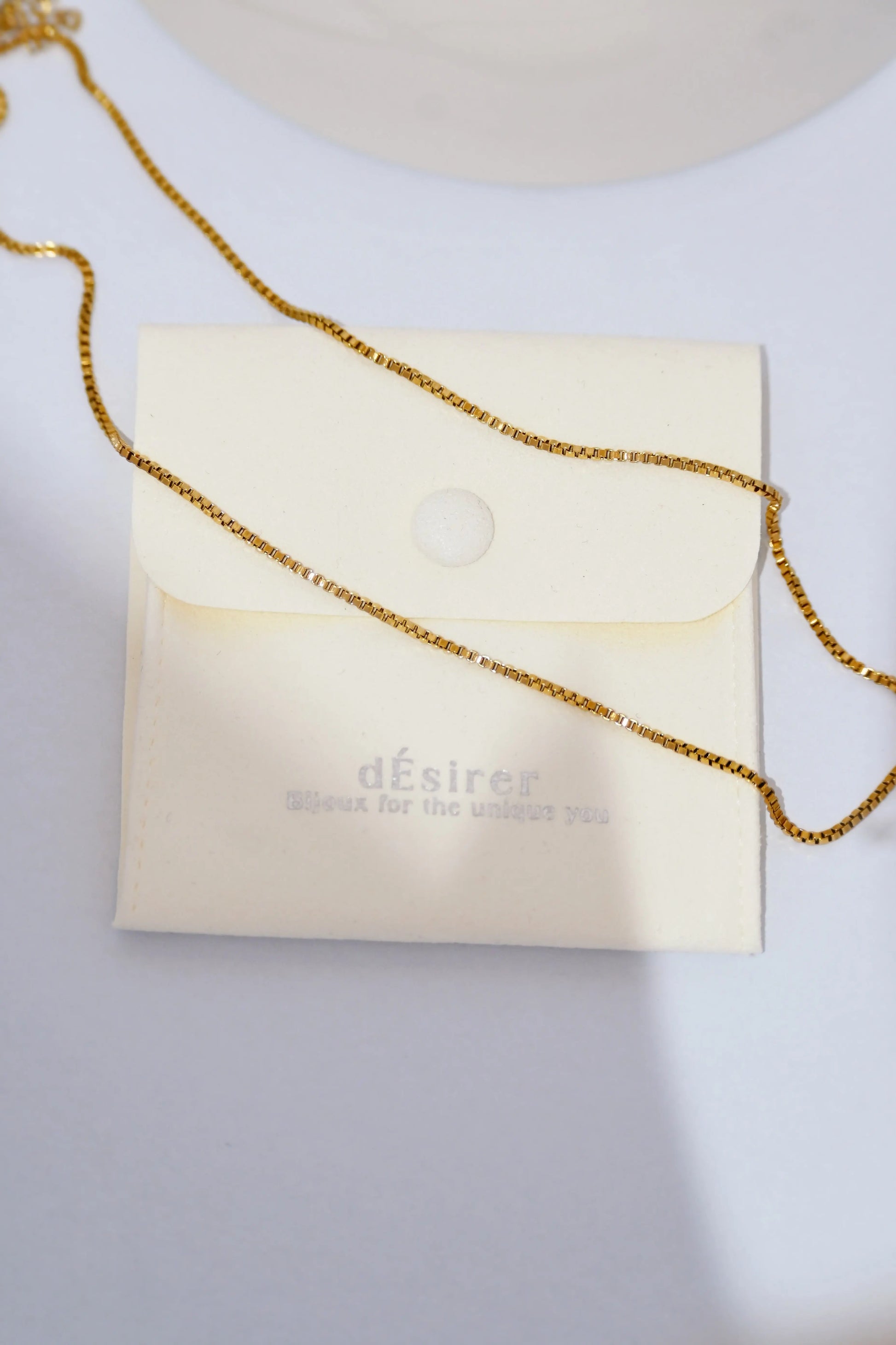 Gold thin chain dÉsirer dÉsirer